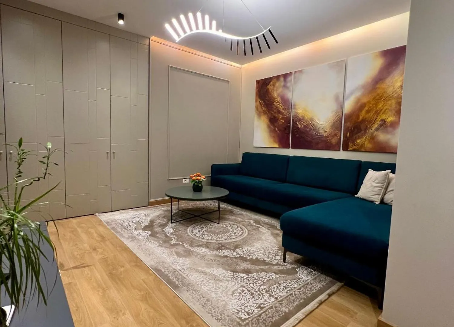 Apartamento Modern Artdeco Appartment Korca Citycenter