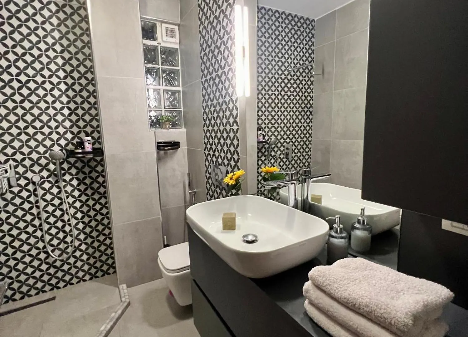 Modern Artdeco Appartment Korca Citycenter 0*, Korce Albania