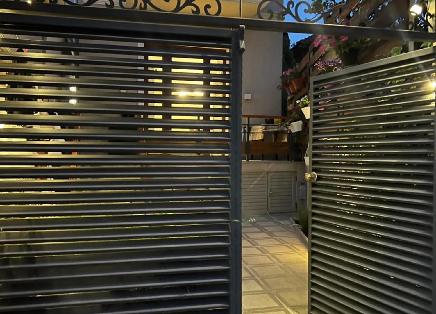 Modern Artdeco Appartment Korca Citycenter Apartamento Korce