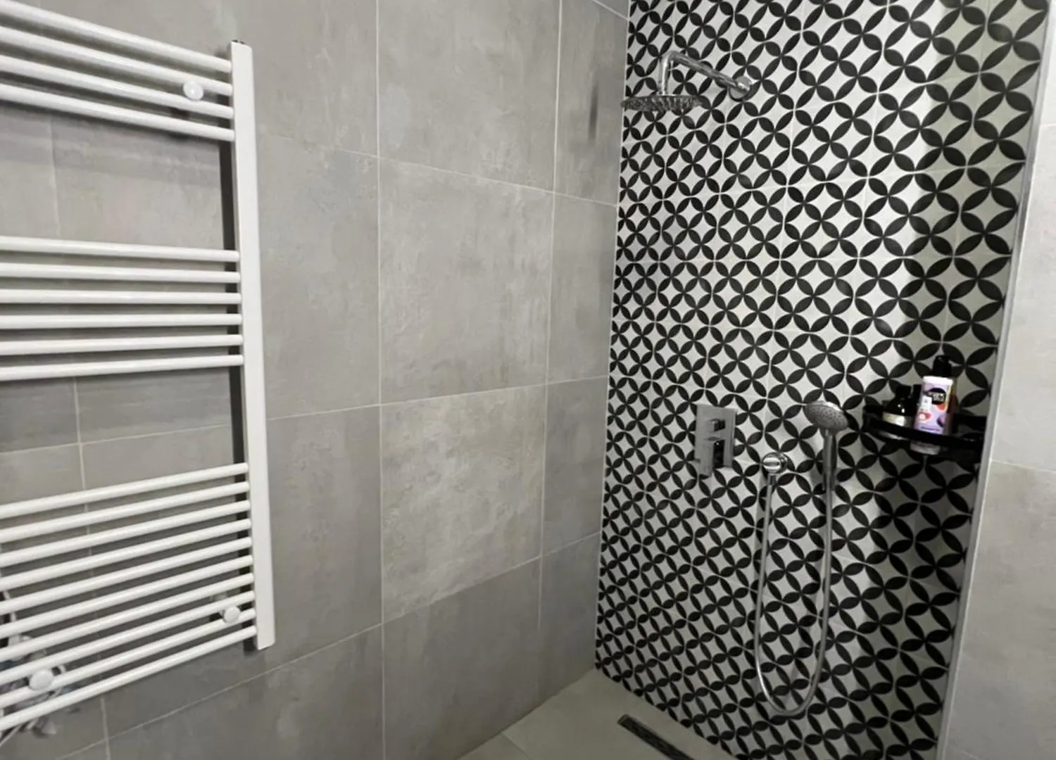 Apartamento Modern Artdeco Appartment Korca Citycenter Albania